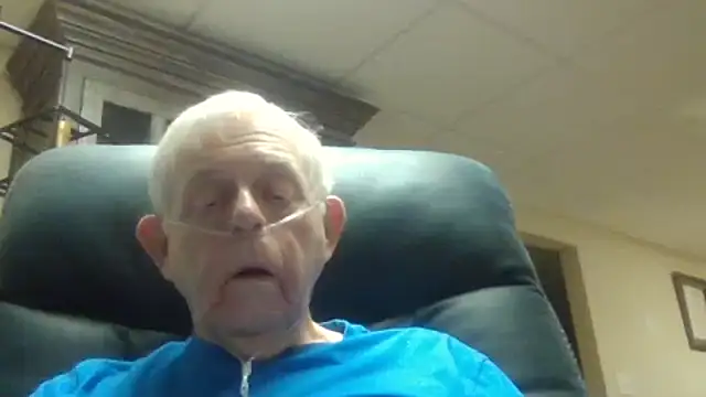 Snapshot of bootlegmanz chatting on 28, 5, 2026 bootlegmanz online show from 28, 5, 2026