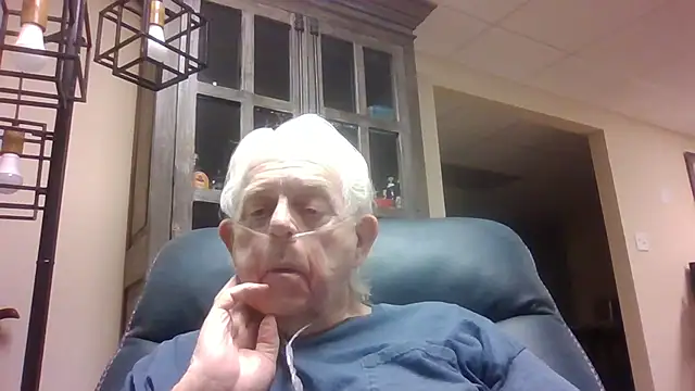 Snapshot of bootlegmanz chatting on 24, 4, 2026 bootlegmanz online show from 24, 4, 2026