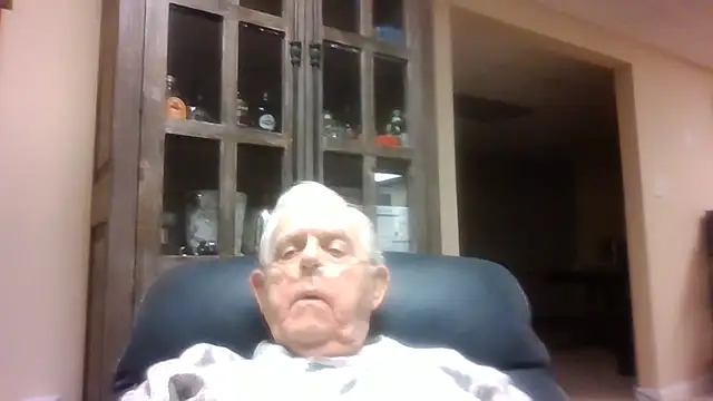 Snapshot of bootlegmanz chatting on 3, 6, 2026 bootlegmanz online show from 3, 6, 2026