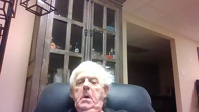 Snapshot of bootlegmanz chatting on 26, 4, 2026 bootlegmanz online show from 26, 4, 2026