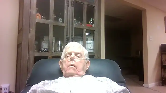 Snapshot of bootlegmanz chatting on 1, 6, 2026 bootlegmanz online show from 1, 6, 2026