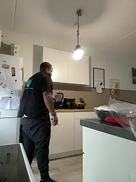 Snapshot of JhonnaFrrr chatting on 18, 12, 2024 JhonnaFrrr online show from 18, 12, 2024