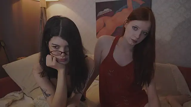 Snapshot of the_cure___ chatting on 2, 12, 2025 the cure online show from 2, 12, 2025