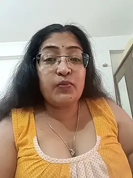 Snapshot of LAVERNIYA_ chatting on 27, 11, 2025 LAVERNIYA online show from 27, 11, 2025