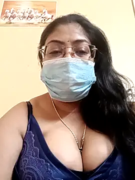 LAVERNIYA  online show from 7, 3, 2025