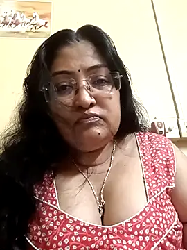 LAVERNIYA  online show from 9, 3, 2025