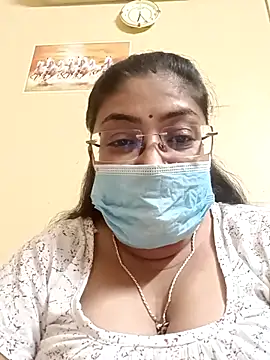LAVERNIYA  online show from 18, 3, 2025