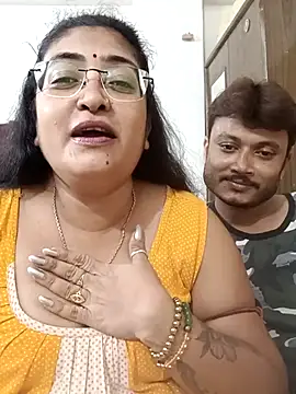 Snapshot of LAVERNIYA_ chatting on 27, 10, 2025 LAVERNIYA online show from 27, 10, 2025