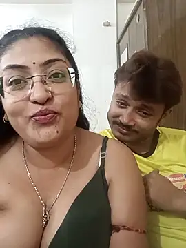 Snapshot of LAVERNIYA_ chatting on 16, 11, 2025 LAVERNIYA online show from 16, 11, 2025