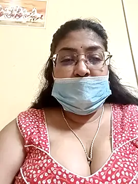 LAVERNIYA  online show from 2, 3, 2025