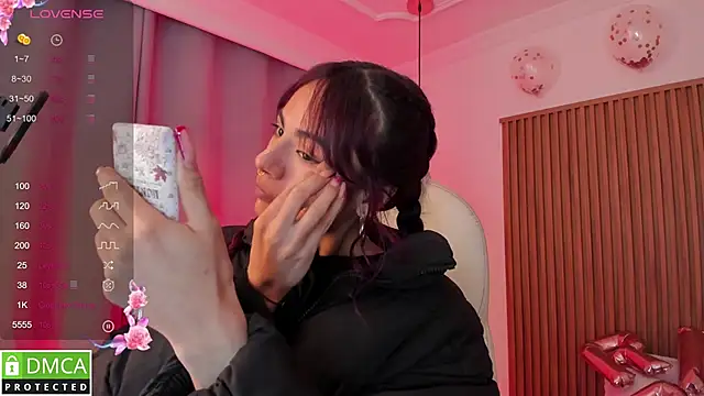 sophiecherry  online show from 8, 10, 2025