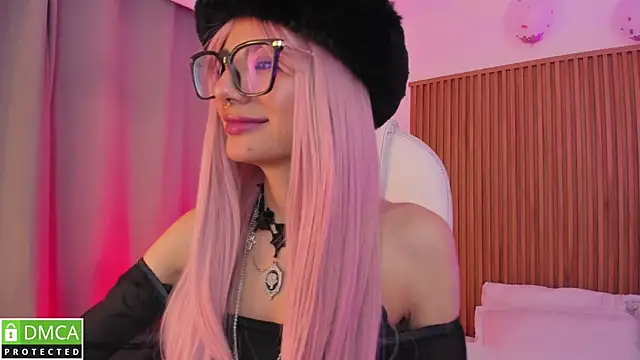 sophiecherry  online show from 28, 10, 2025