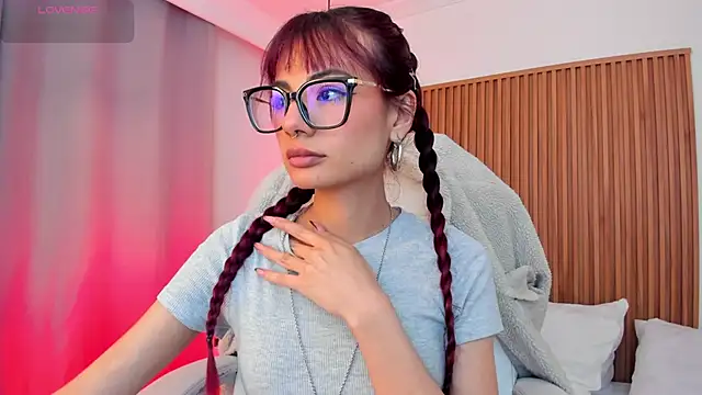 sophiecherry  online show from 20, 11, 2025