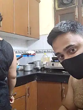 IND COUPLE1 online show from 25, 2, 2025