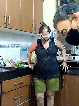 IND COUPLE1 online show from 9, 2, 2025