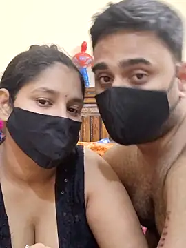 IND COUPLE1 online show from 5, 3, 2025