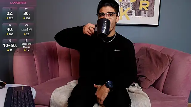 dante fox  online show from 5, 3, 2025