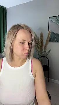 Charming Daphny online show from 27, 3, 2026