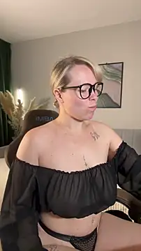 Snapshot of Charming_Daphny chatting on 29, 6, 2026 Charming Daphny online show from 29, 6, 2026