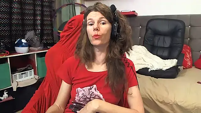 kellyterapy online show from 3, 3, 2025