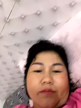 Snapshot of Ory22 chatting on 2, 11, 2025 Ory22 online show from 2, 11, 2025