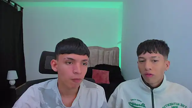 Snapshot of Juan_Nd_Steven chatting on 23, 9, 2025 Juan Nd Steven online show from 23, 9, 2025