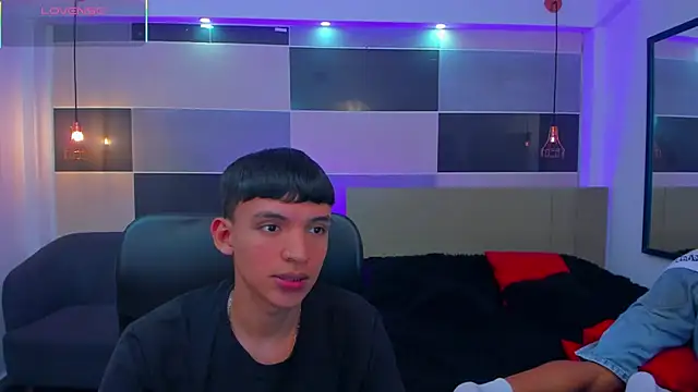 Snapshot of Juan_Nd_Steven chatting on 13, 3, 2025 Juan Nd Steven online show from 13, 3, 2025