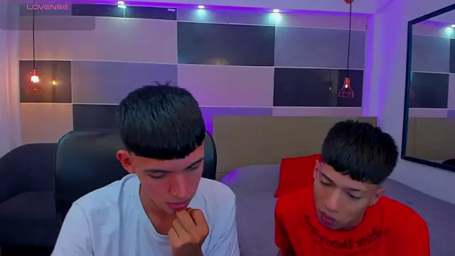 Snapshot of Juan_Nd_Steven chatting on 28, 2, 2025 Juan Nd Steven online show from 28, 2, 2025