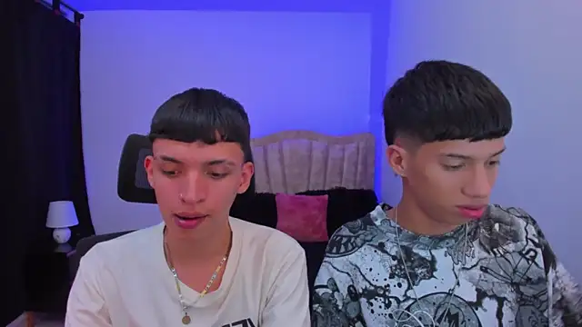 Snapshot of Juan_Nd_Steven chatting on 9, 9, 2025 Juan Nd Steven online show from 9, 9, 2025