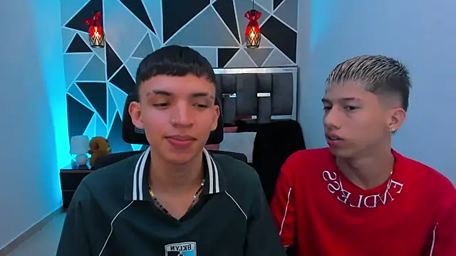 Snapshot of Juan_Nd_Steven chatting on 13, 5, 2026 Juan Nd Steven online show from 13, 5, 2026