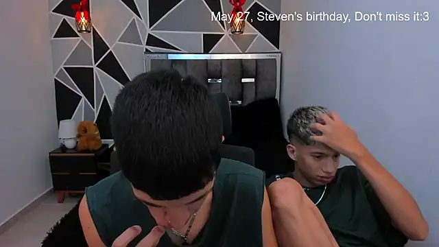 Snapshot of Juan_Nd_Steven chatting on 9, 5, 2026 Juan Nd Steven online show from 9, 5, 2026