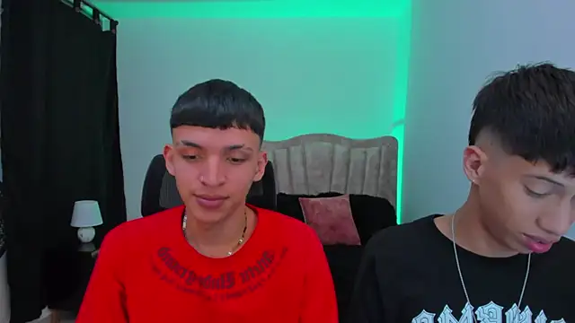 Snapshot of Juan_Nd_Steven chatting on 17, 9, 2025 Juan Nd Steven online show from 17, 9, 2025