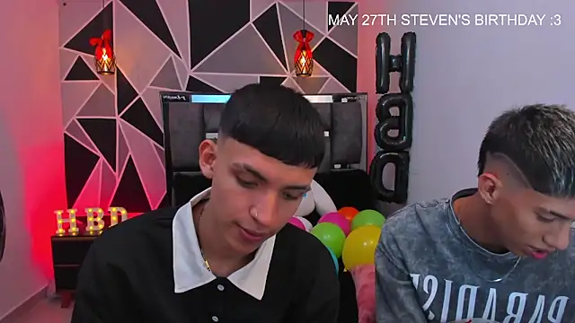 Snapshot of Juan_Nd_Steven chatting on 27, 5, 2026 Juan Nd Steven online show from 27, 5, 2026