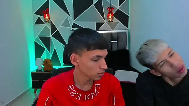 Snapshot of Juan_Nd_Steven chatting on 6, 5, 2026 Juan Nd Steven online show from 6, 5, 2026