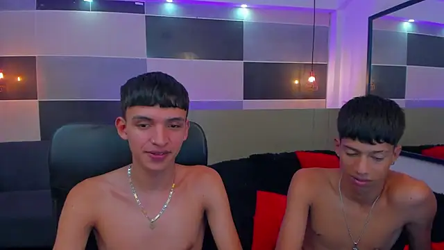 Snapshot of Juan_Nd_Steven chatting on 15, 3, 2025 Juan Nd Steven online show from 15, 3, 2025