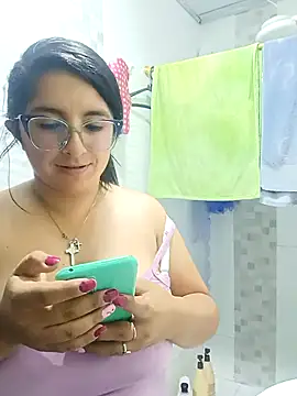 Snapshot of _Angelinaandrade_ chatting on 10, 1, 2026 Angelinaandrade online show from 10, 1, 2026