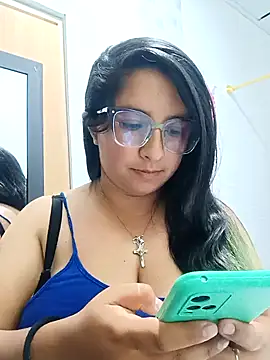 Snapshot of _Angelinaandrade_ chatting on 19, 12, 2025 Angelinaandrade online show from 19, 12, 2025