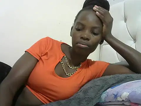 Snapshot of shanycute1 chatting on 2, 10, 2025 shanycute1 online show from 2, 10, 2025