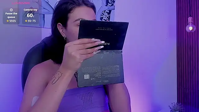 miah connor online show from 7, 10, 2025