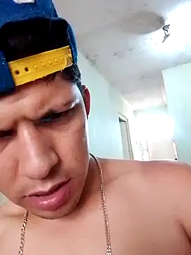 Snapshot of Alonsomadeira chatting on 25, 5, 2026 Alonsomadeira online show from 25, 5, 2026