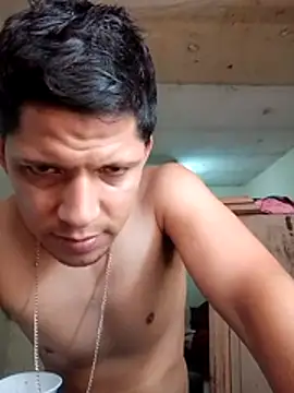 Snapshot of Alonsomadeira chatting on 28, 5, 2026 Alonsomadeira online show from 28, 5, 2026