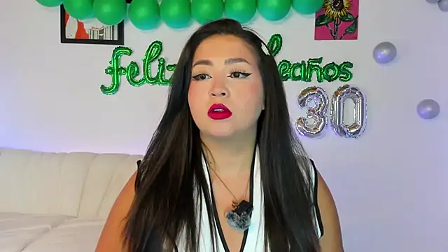 LiahDiaz online show from 24, 11, 2025