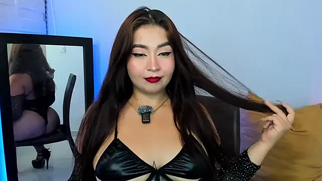 LiahDiaz online show from 5, 4, 2026