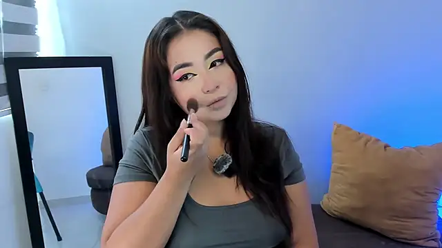 Snapshot of LiahDiaz chatting on 27, 5, 2026 LiahDiaz online show from 27, 5, 2026