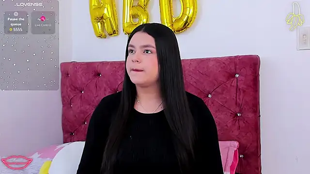 skyhotgirll online show from 1, 4, 2026