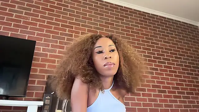Snapshot of Dime-__ chatting on 6, 3, 2025 Dime- online show from 6, 3, 2025