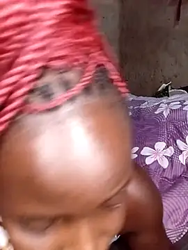 pretty prickle online show from 26, 11, 2025