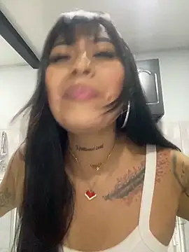 Snapshot of luisa16xxx chatting on 6, 2, 2025 luisa16xxx online show from 6, 2, 2025