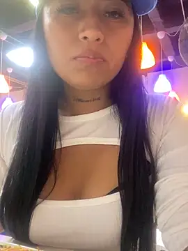 Snapshot of luisa16xxx chatting on 22, 1, 2025 luisa16xxx online show from 22, 1, 2025