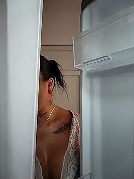 luisa16xxx online show from 10, 4, 2026